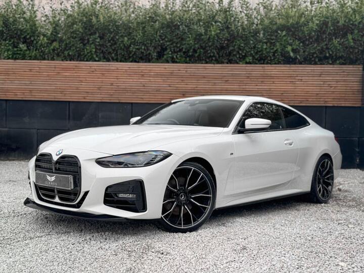 BMW 4 SERIES 2.0 420i M Sport Auto Euro 6 (s/s) 2dr BMW 4 SERIES 2.0 420i M Sport Auto Euro 6 (s/s) 2dr