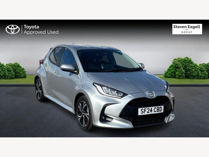 Toyota Yaris 1.5 VVT-h Design E-CVT Euro 6 (s/s) 5dr