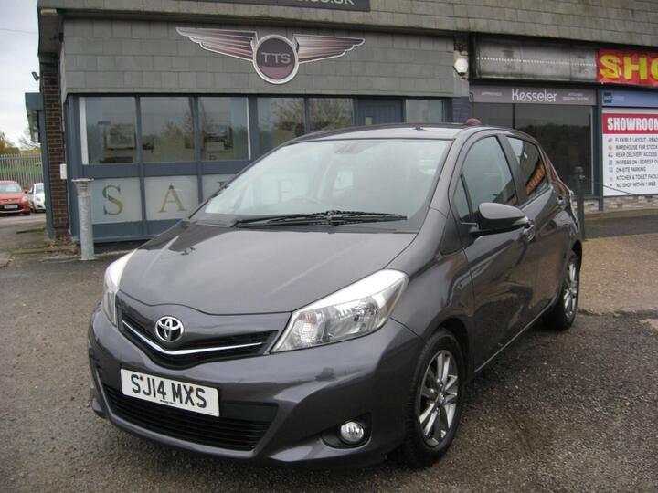 Toyota YARIS 1.33 Dual VVT-i Icon Plus Euro 5 5dr