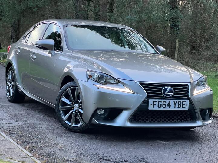 Lexus IS 2.5 300h Executive Edition E-CVT Euro 5 (s/s) 4dr