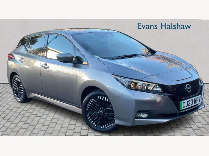 Nissan LEAF HATCHBACK 39kWh N-Connecta Auto 5dr