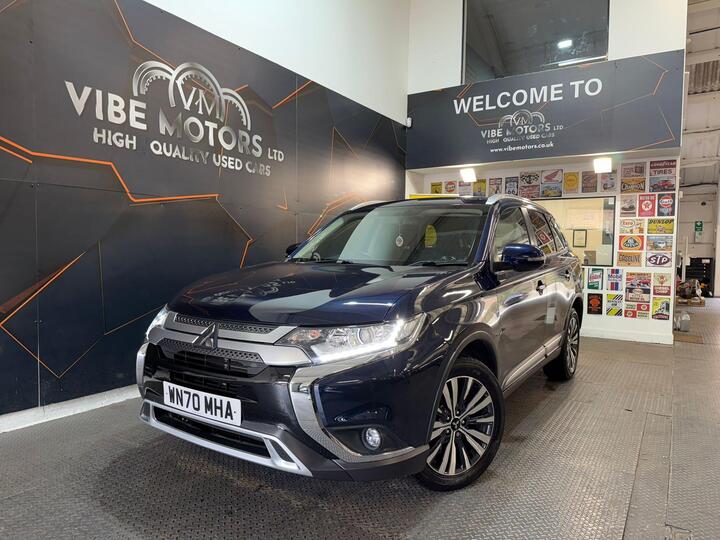 Mitsubishi Outlander 2.0 MIVEC Design CVT 4WD Euro 6 (s/s) 5dr Mitsubishi Outlander 2.0 MIVEC Design CVT 4WD Euro 6 (s/s) 5dr
