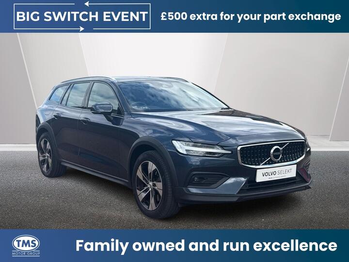 Volvo V60 Cross Country 2.0 T5 Plus Auto AWD Euro 6 (s/s) 5dr Volvo V60 Cross Country 2.0 T5 Plus Auto AWD Euro 6 (s/s) 5dr