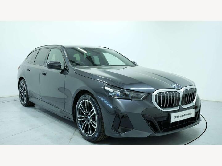 BMW 5 Series 2.0 530e 22.1kWh M Sport Touring Steptronic Euro 6 (s/s) 5dr