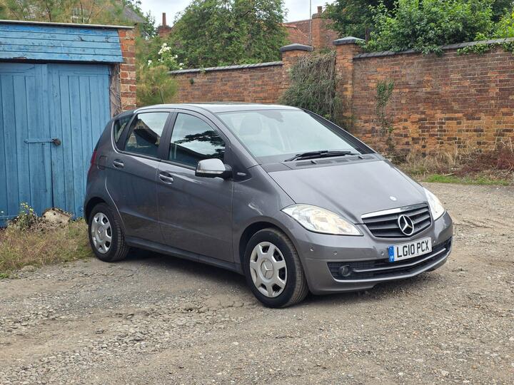 Mercedes-Benz A Class 1.5 A160 BlueEfficiency Classic SE 5dr
