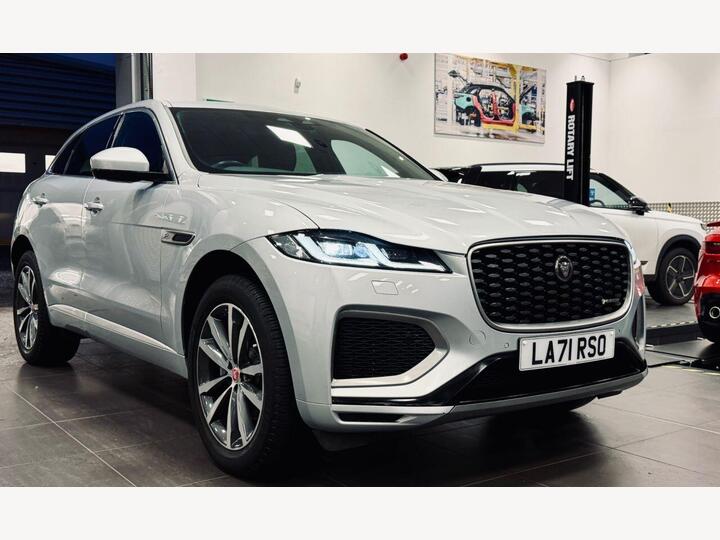 Jaguar F-PACE 2.0 P250i R-Dynamic SE Auto AWD Euro 6 (s/s) 5dr