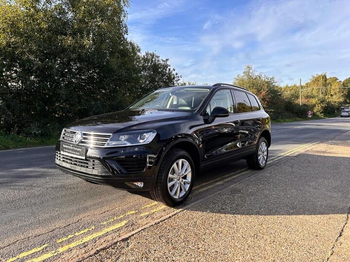 Volkswagen TOUAREG 3.0 TDI V6 BlueMotion Tech Escape Tiptronic 4WD Euro 6 (s/s) 5dr Volkswagen TOUAREG 3.0 TDI V6 BlueMotion Tech Escape Tiptronic 4WD Euro 6 (s/s) 5dr