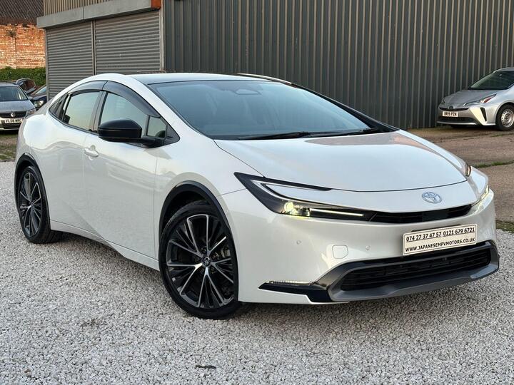 Toyota Prius 2L Self Charging Petrol Hybrid Electric