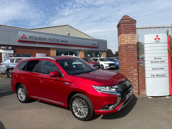 Mitsubishi Outlander 2.4h TwinMotor 13.8kWh Dynamic CVT 4WD Euro 6 (s/s) 5dr