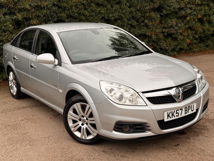 Vauxhall Vectra 2.2i 16v Elite 5dr