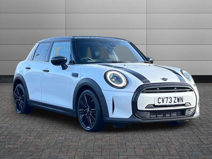 MINI Hatch 1.5 Cooper Exclusive Steptronic Euro 6 (s/s) 5dr