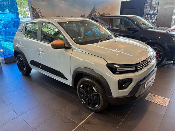 Dacia Spring 100 24.3kWh EXTREME Auto 5dr