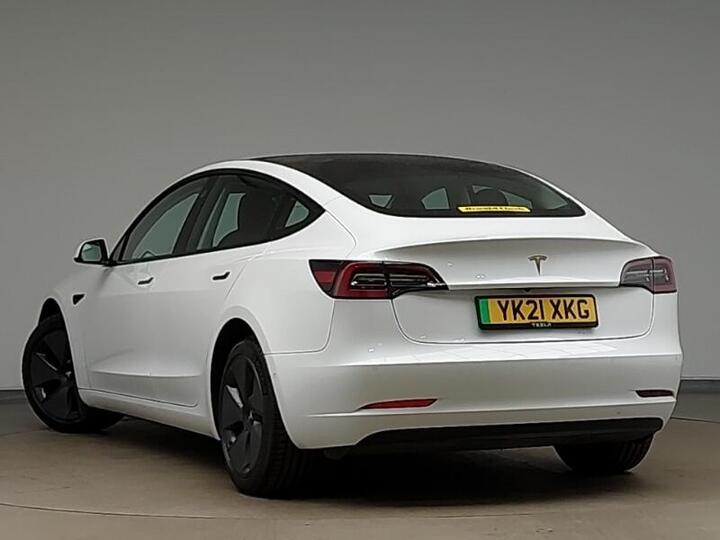 Tesla Model 3 Standard Range Plus Auto RWD 4dr