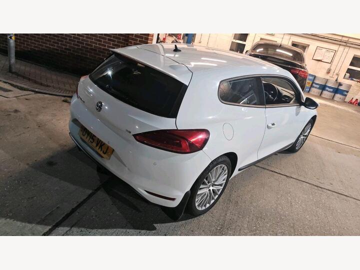 Volkswagen Scirocco 1.4 TSI BlueMotion Tech Euro 6 (s/s) 3dr