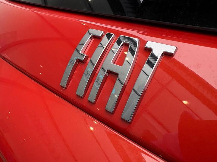 Fiat 600 1.2 MHEV E-DCT Euro 6 (s/s) 5dr