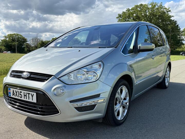 Ford S-Max 2.0 TDCi Titanium Euro 5 5dr