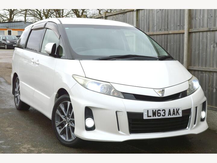 Toyota Estima 2.4 Aeras 7 Seats