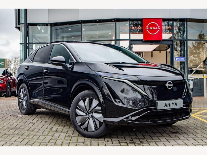 Nissan ARIYA 63kWh Advance Auto 5dr 7.4kW Charger