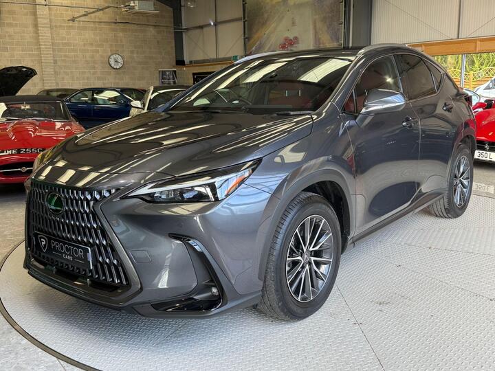 Lexus NX 2.5 450h+ 18.1kWh E-CVT 4WD Euro 6 (s/s) 5dr