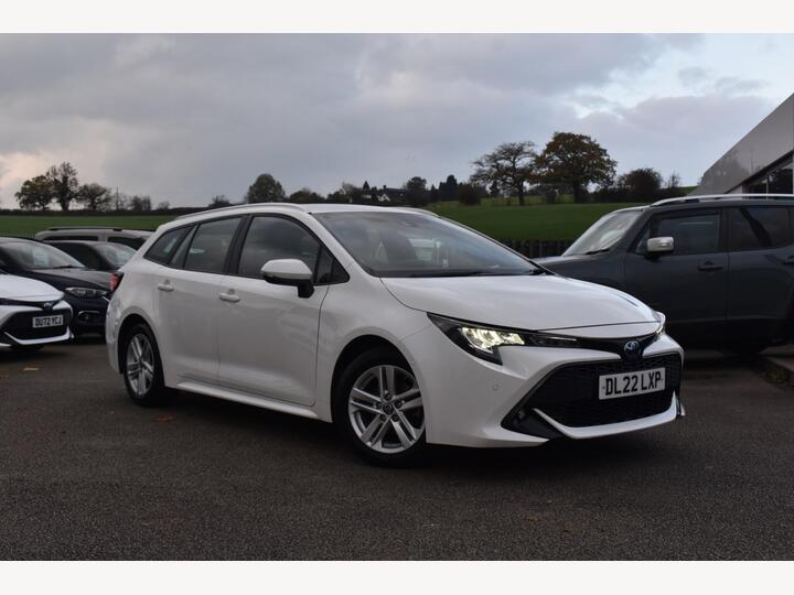 Toyota Corolla 1.8 VVT-h Icon Tech Touring Sports CVT Euro 6 (s/s) 5dr Toyota Corolla 1.8 VVT-h Icon Tech Touring Sports CVT Euro 6 (s/s) 5dr