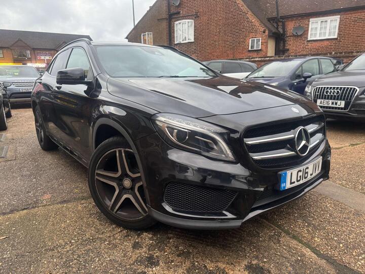 Mercedes-Benz GLA 2.0 GLA250 AMG Line 7G-DCT 4MATIC Euro 6 (s/s) 5dr Mercedes-Benz GLA 2.0 GLA250 AMG Line 7G-DCT 4MATIC Euro 6 (s/s) 5dr
