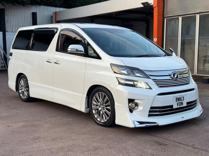 Toyota Vellfire 2.4 Z Golden Eyes