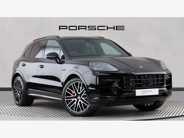 Porsche CAYENNE 3.0 V6 E-Hybrid 25.9kWh S Black Edition TiptronicS 4WD Euro 6 (s/s) 5dr