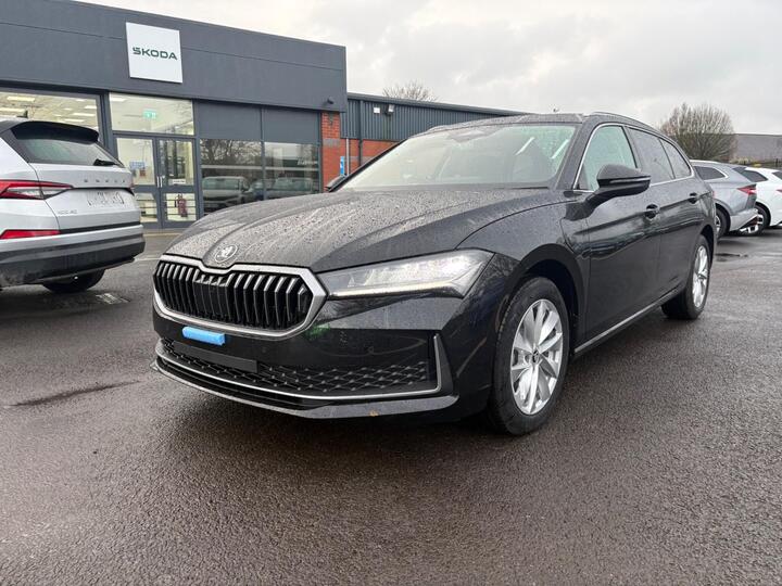 Skoda Superb 1.5 TSI IV 25.7kWh SE Technology DSG Euro 6 (s/s) 5dr