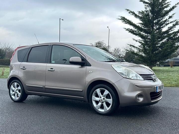 Nissan Note 1.6 16V Tekna Auto Euro 5 5dr