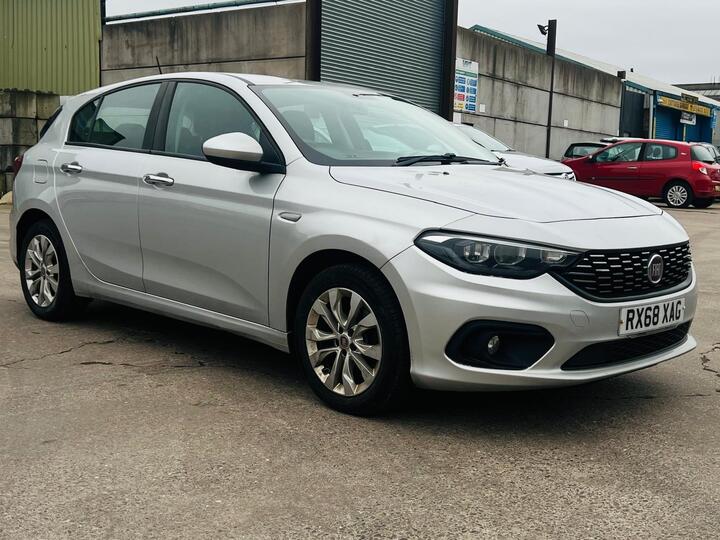 Fiat Tipo 1.4 MPI Easy Plus Euro 6 5dr