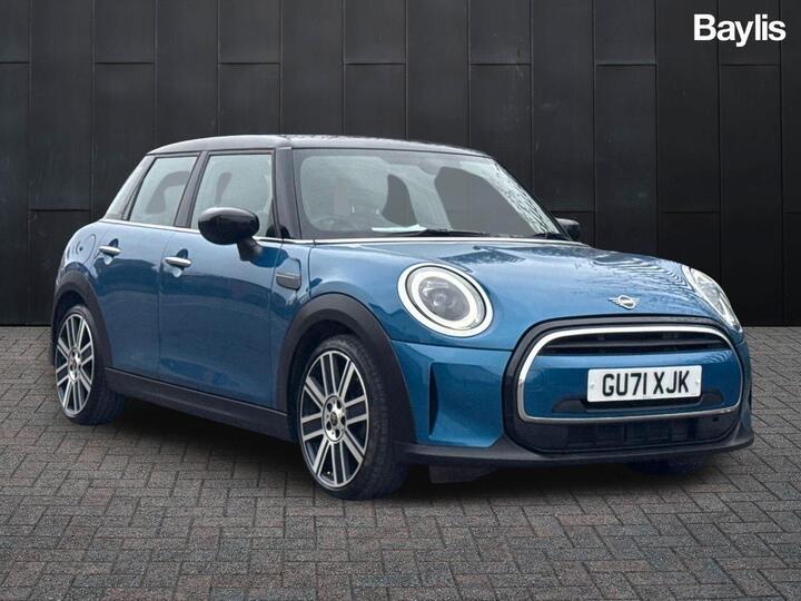 MINI HATCHBACK 1.5 Cooper Exclusive Euro 6 (s/s) 5dr