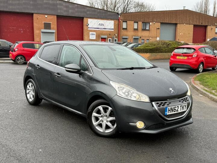Peugeot 208 1.4 E-HDi Allure EGC Euro 5 (s/s) 5dr