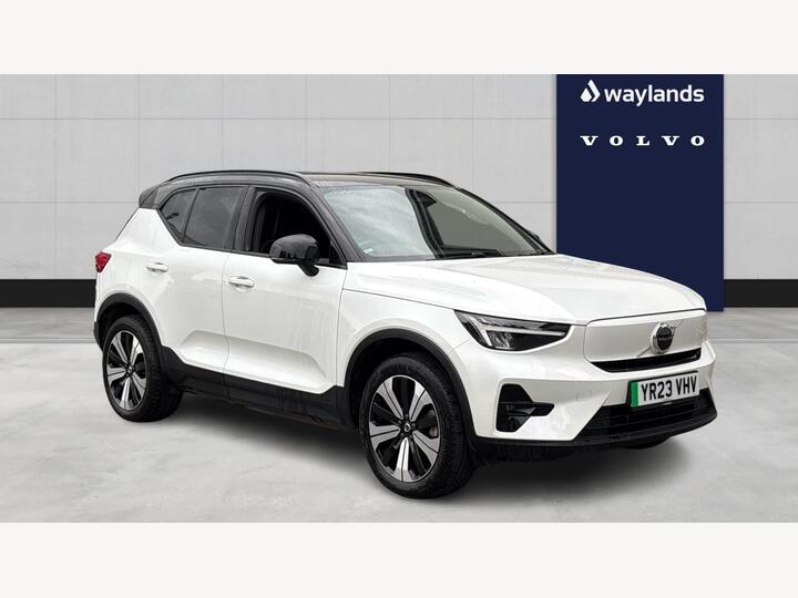 Volvo XC40 Recharge Twin 82kWh Plus Auto AWD 5dr
