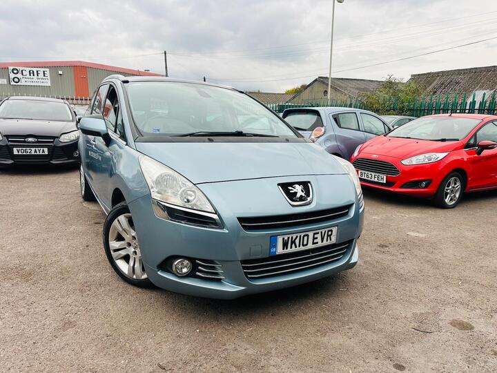 Peugeot 5008 1.6 HDi Exclusive Euro 4 5dr Peugeot 5008 1.6 HDi Exclusive Euro 4 5dr