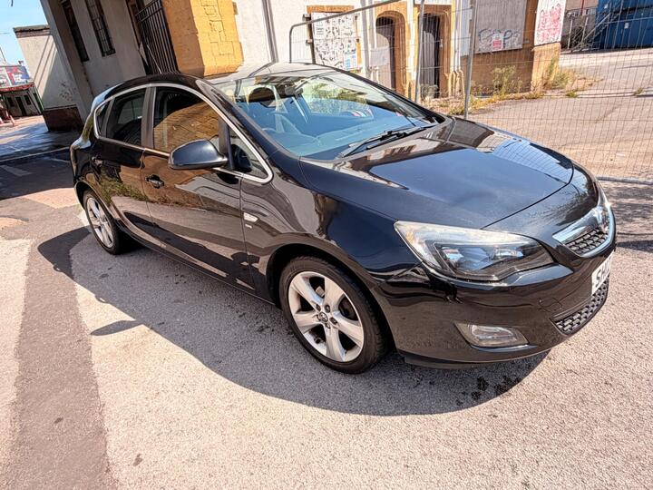 Vauxhall Astra 1.6 16v SRi Euro 5 5dr