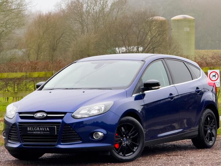 Ford Focus 1.6 TDCi ECOnetic Titanium Navigator Euro 5 (s/s) 5dr