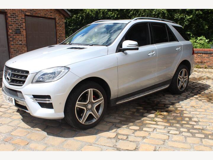 Mercedes-Benz M Class 3.0 ML350 V6 BlueTEC AMG Line G-Tronic 4WD Euro 6 (s/s) 5dr