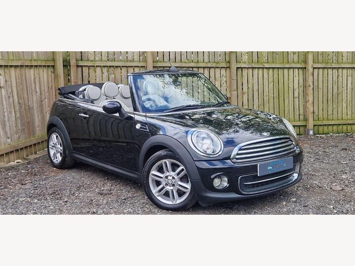 MINI Convertible 1.6 Cooper Euro 5 2dr