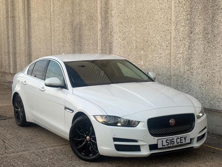 Jaguar XE 2.0d Prestige Euro 6 (s/s) 4dr