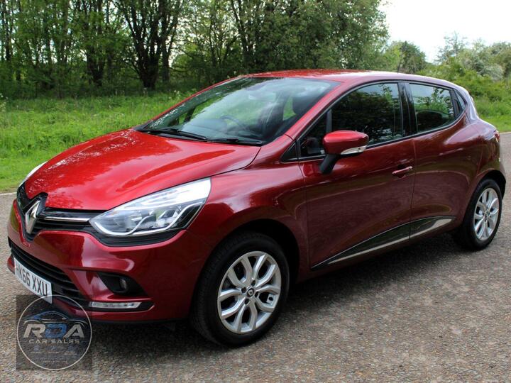 Renault CLIO 1.2 16V Dynamique Nav Euro 6 5dr Renault CLIO 1.2 16V Dynamique Nav Euro 6 5dr