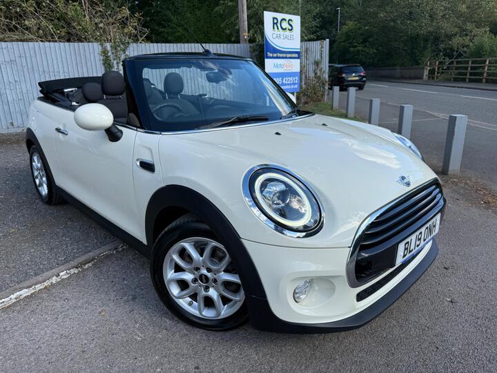 MINI Convertible 1.5 Cooper Classic Euro 6 (s/s) 2dr