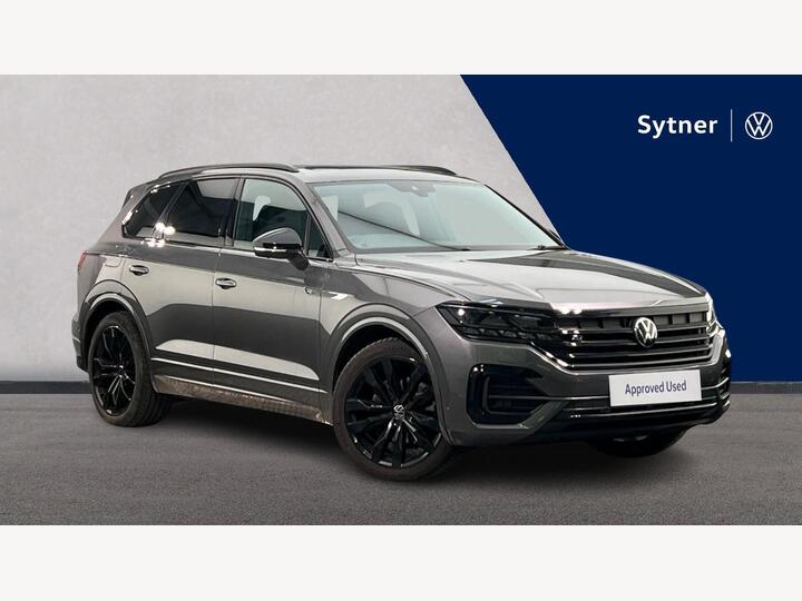 Volkswagen Touareg 3.0 TDI V6 Black Edition Tiptronic 4Motion Euro 6 (s/s) 5dr Volkswagen Touareg 3.0 TDI V6 Black Edition Tiptronic 4Motion Euro 6 (s/s) 5dr