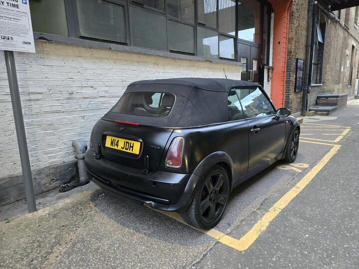 MINI Convertible 1.6 Cooper Euro 3 2dr
