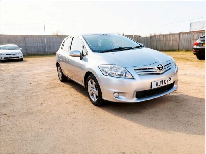 Toyota Auris 1.6 V-Matic TR MultiMode Euro 5 5dr