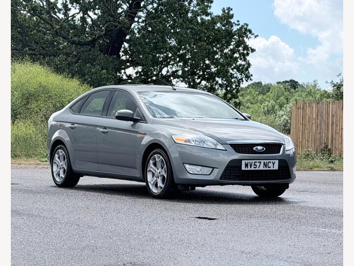 Ford Mondeo 2.0 Zetec 5dr