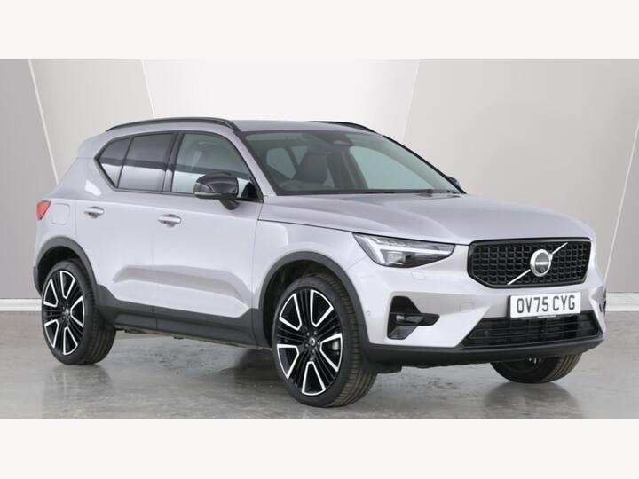 Volvo XC40 2.0 B4 MHEV Ultra Dark DCT Auto Euro 6 (s/s) 5dr