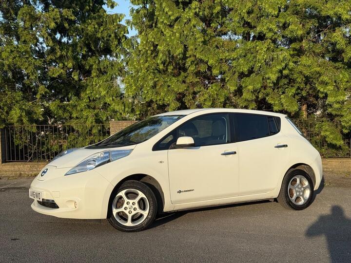 Nissan Leaf 30kWh Acenta Auto 5dr