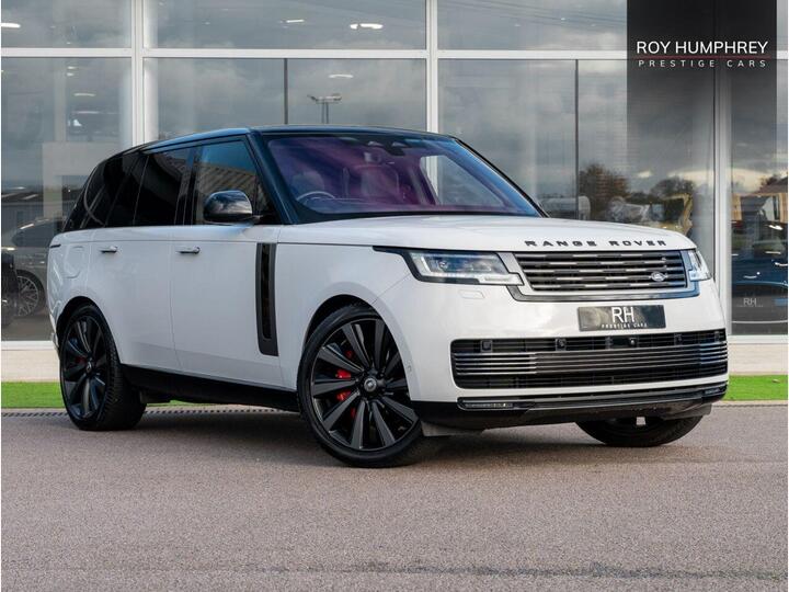 Land Rover RANGE ROVER 4.4 P530 V8 SV Auto 4WD Euro 6 (s/s) 5dr Land Rover RANGE ROVER 4.4 P530 V8 SV Auto 4WD Euro 6 (s/s) 5dr