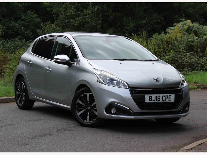 Peugeot 208 1.2 PureTech Allure Premium Euro 6 (s/s) 5dr