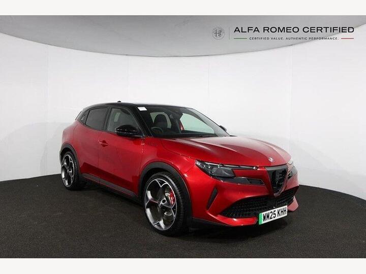 Alfa Romeo Junior 54kWh Elettrica Veloce Auto 5dr Alfa Romeo Junior 54kWh Elettrica Veloce Auto 5dr